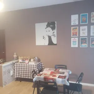 Emmanueli65 Fronte Clinica Per 5 Matrimoniale 2 Singoli 1 Divano Letto Couette-café